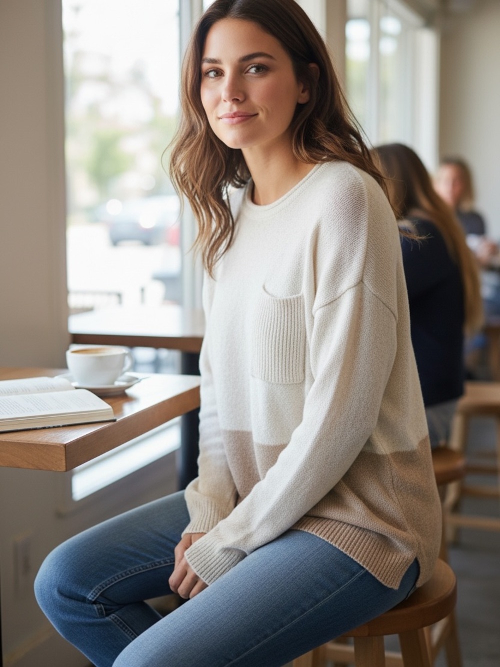 Relaxed (oversized) Crewneck Colorblock Summer Sweater in Cream and Tan